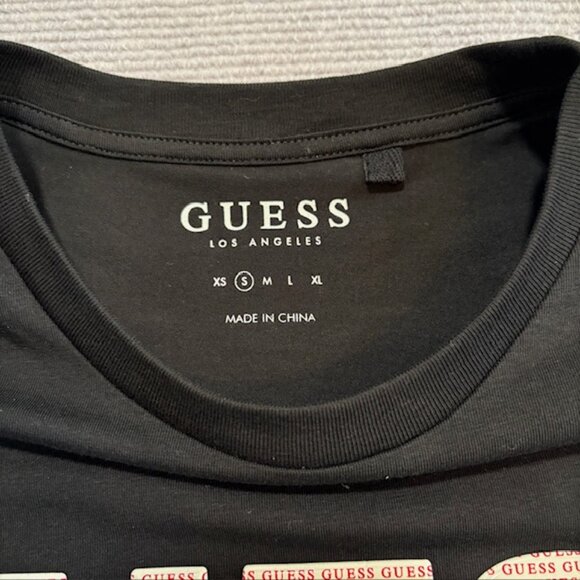 GUESS LOS ANGELES Men’s Short Sleeve T-Shirt Sz: S Black w/Raised Logo Sz S - Picture 3 of 10